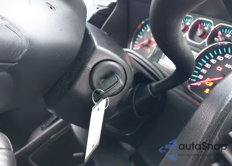 2015 Chevrolet Suburban 1500 Lt z USA, uszkodzony, nr VIN 1GNSKJKC6FR689201